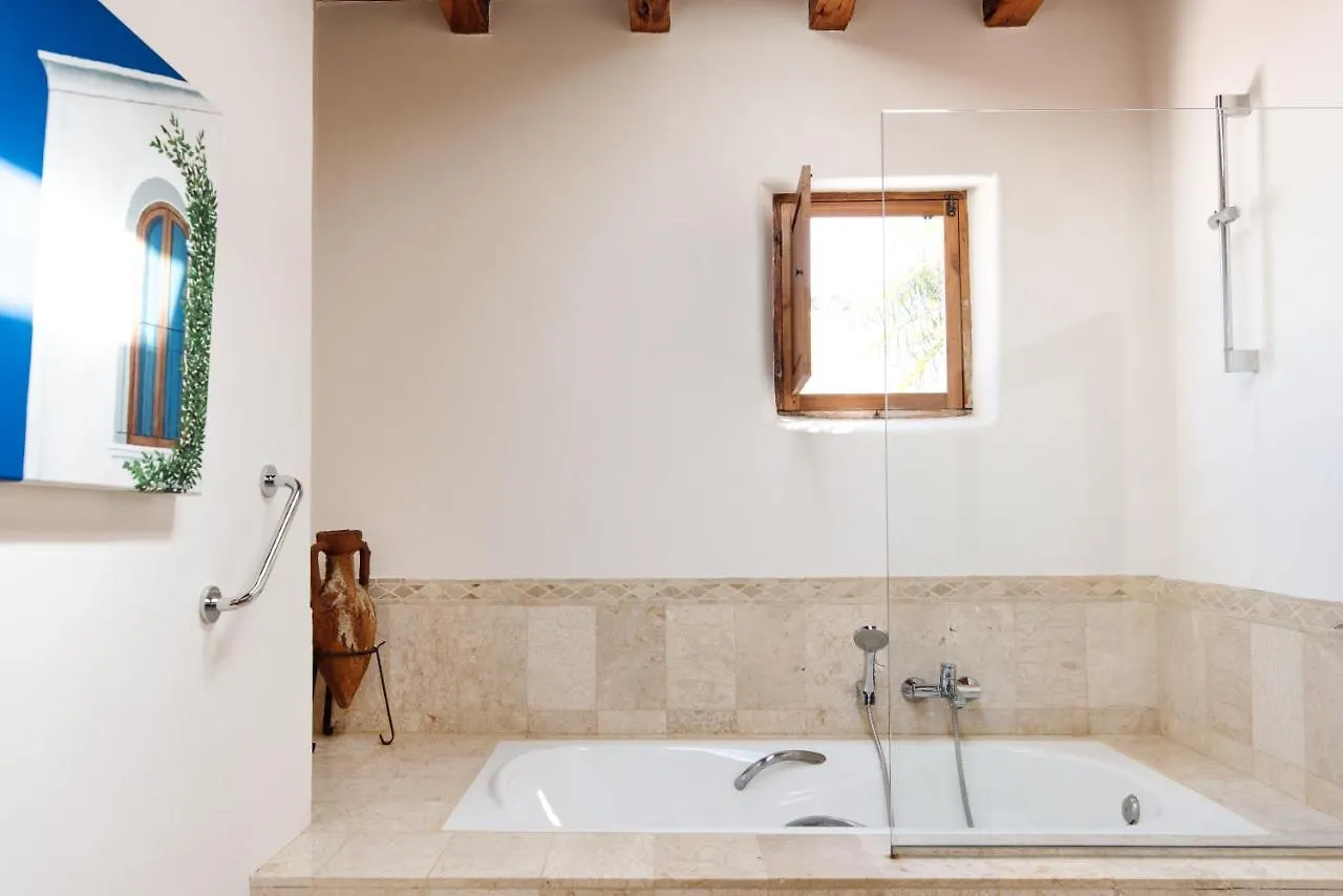 Agroturismo Atzaro Santa Eulària des Riu Εξοχικό σπίτι